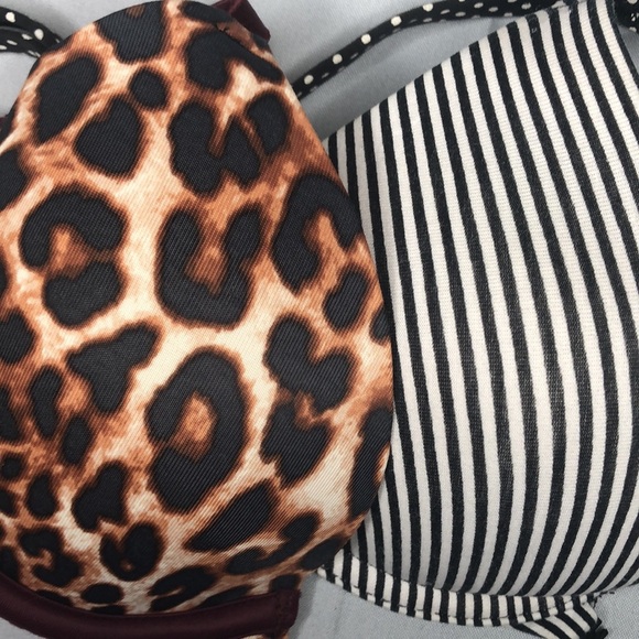 2- Victoria Secrets/Pink | Front Snap Closure Bra’s 32B - Picture 4 of 9